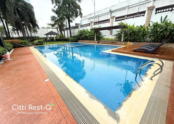 Budget Free Pool & Wifi Alabang Sc5